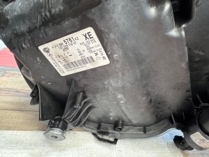 Фары передние MERCEDES-BENZ E-CLASS OEM А2128205861 А2128205761 212047 2011