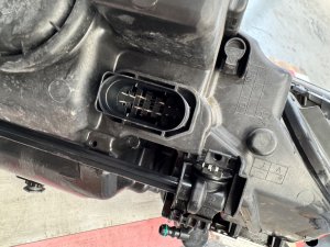 Фары передние MERCEDES-BENZ E-CLASS OEM А2128205861 А2128205761 212047 2011