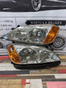 Фары HONDA AVANCIER