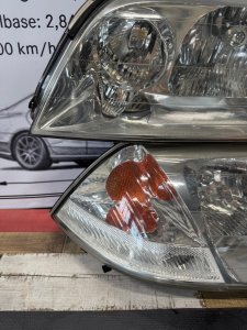 Фары HONDA MDX YD1 2005