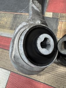 Рычаги передние MERCEDES-BENZ E-CLASS OEM 21203 21204 212047 2011