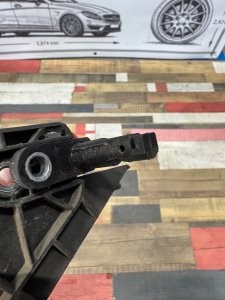 Датчик ABS задний левый MERCEDES-BENZ E-CLASS OEM А2125402117 212047 2011