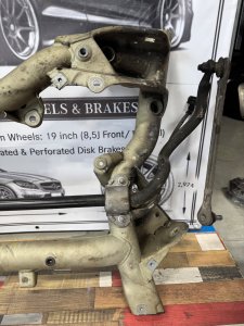 Подрамник передний MERCEDES-BENZ E-CLASS 212047 2011