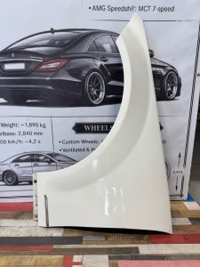 Крыло переднее левое MERCEDES BENZ C-CLASS