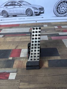Педаль газа А2043000204 MERCEDES BENZ C-CLASS
