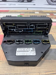 Блок Предохранителей MERCEDES BENZ C-CLASS OEM 2129003514 204248 2012