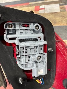 Фонарь задний правый MERCEDES BENZ C-CLASS OEM А2048206564 204248 2012
